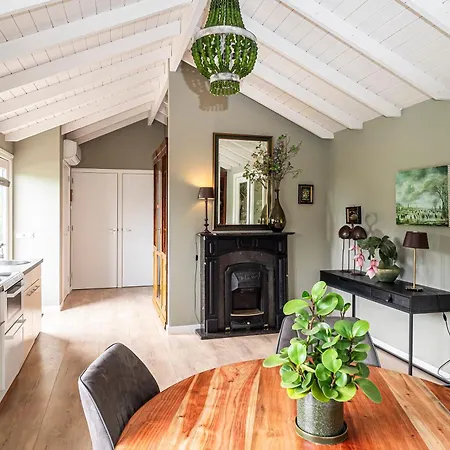 Holiday home Hoflodge Met Hottub & Sauna | 2 Pers. *