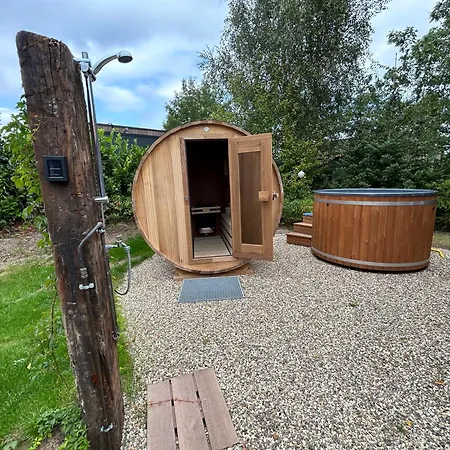 Hoflodge Met Hottub & Sauna | 2 Pers. Сasa de vacaciones Kotten